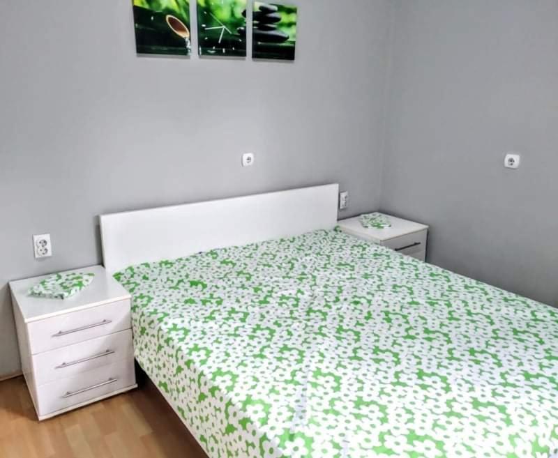 Center Apartment *
